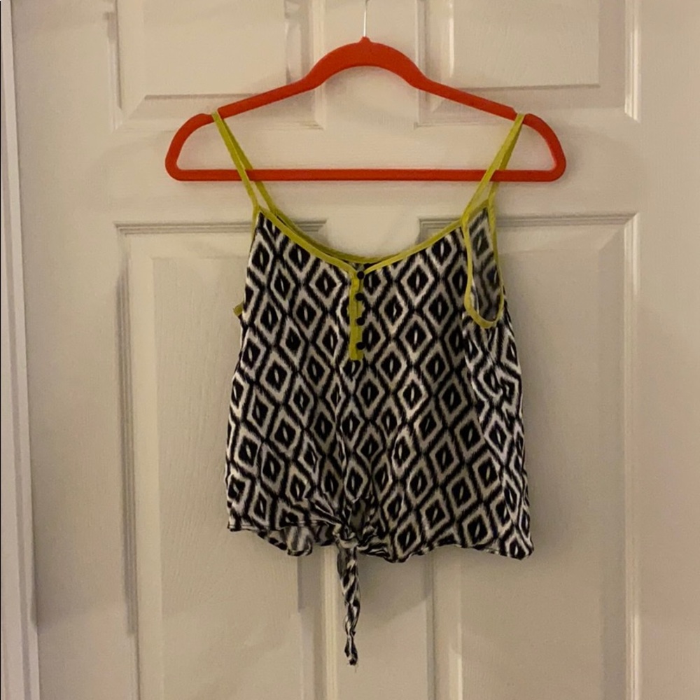 Cute spaghetti strap top in good condition